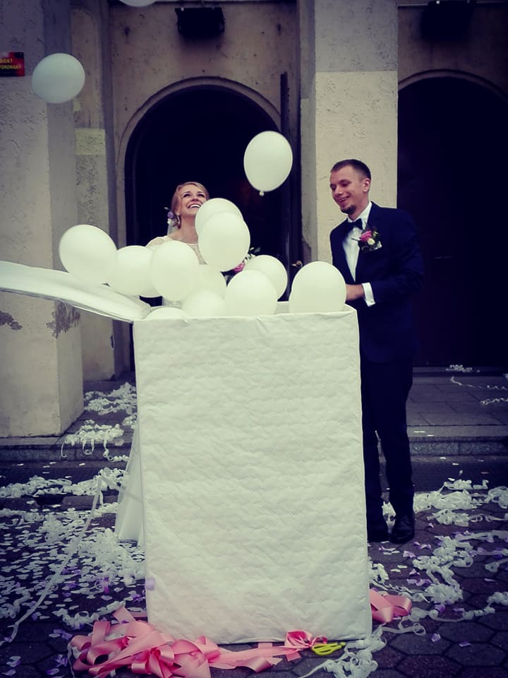 BALONY NA WESELU HIT CZY KIT?