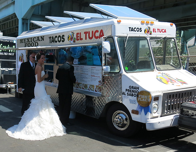ODJAZDOWA ATRAKCJA, CZYLI FOOD TRUCKI WESELNE (zdjęcie 5)