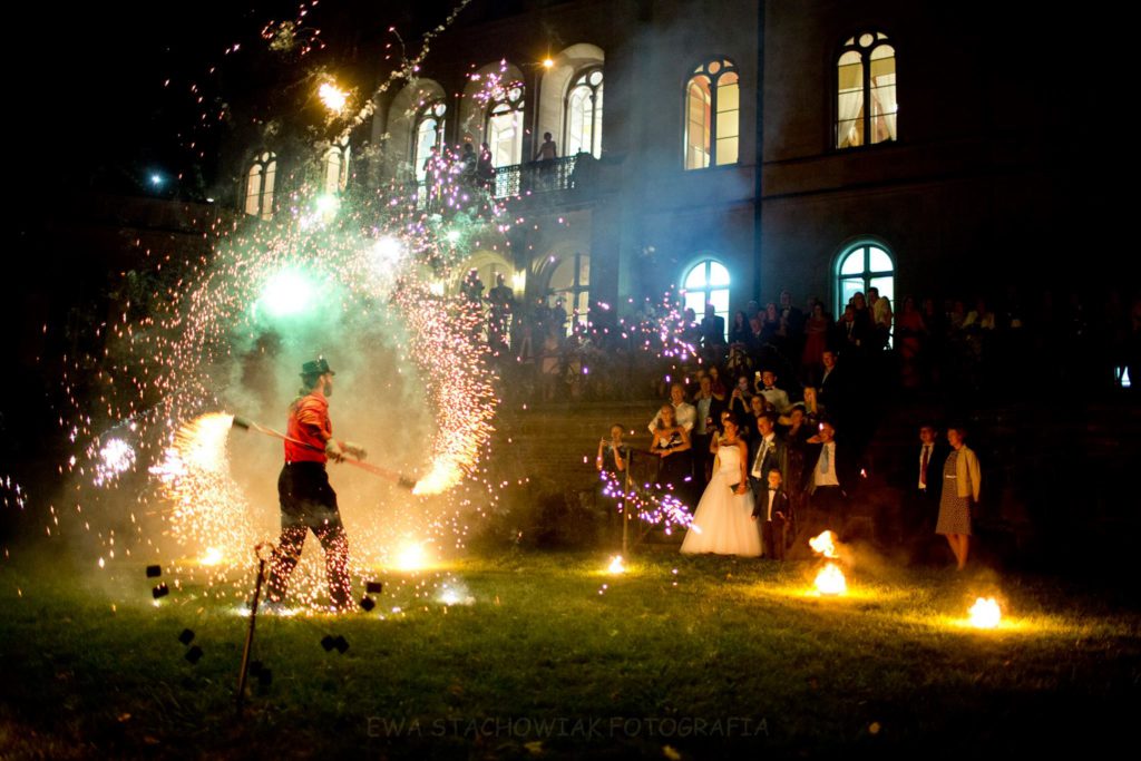 FIRE SHOW- GORĄCA ATRAKCJA WESELNA (zdjęcie 3)